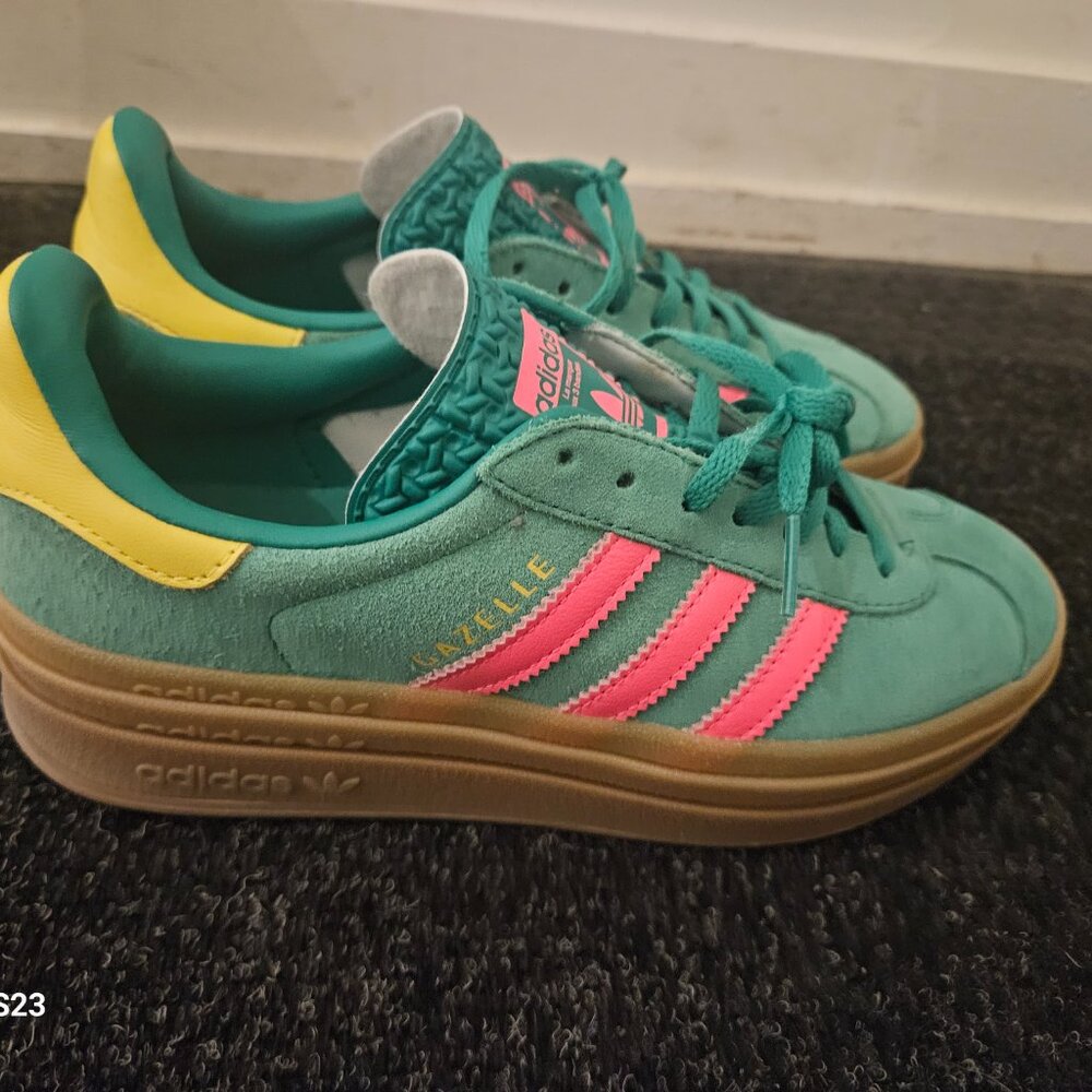 Adidas Gazelle Bold Sneaker - Picture 3 of 5